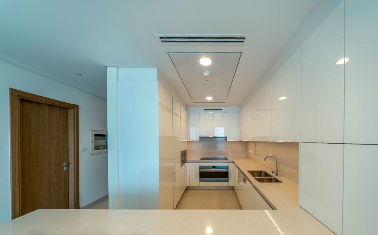 2 Bedrooms | Partial Canal and Park View | Vacant AED 3,750,000