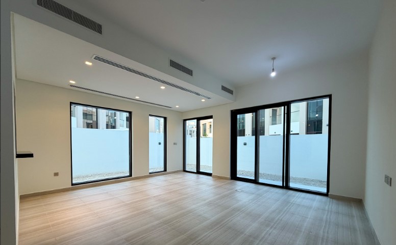 Brand New | Vacant | End Unit | Park Residences AED 5,000,000