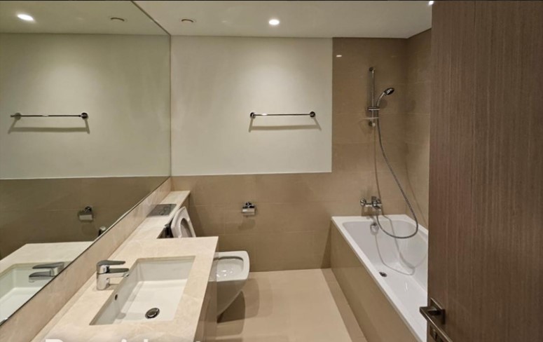 Spacious | Full Fountain view | Brand new | Vacant AED 3,750,000